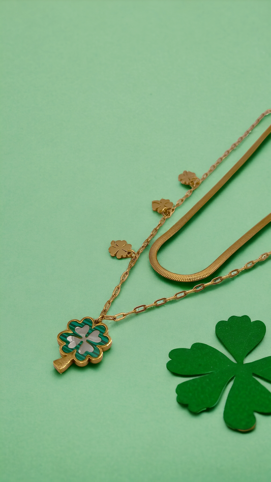 Constance | Collier double couche en acier inoxydable et colliers pendentif trèfle