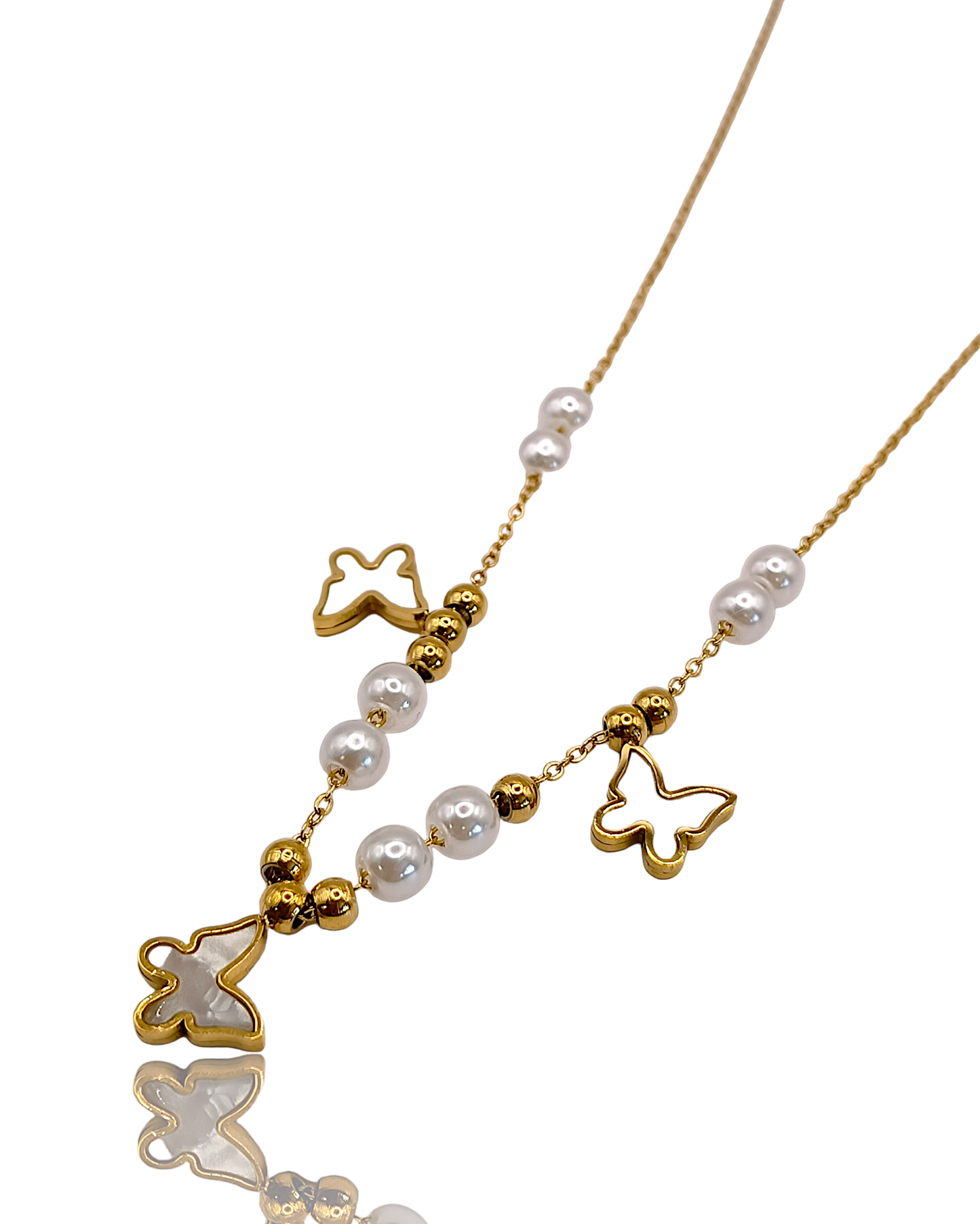 Sixtine | Collier avec pearl en acier inoxydable avec breloques papillon